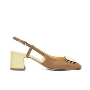 SLINGBACK IN PELLE CUOIO CON FIBBIA PANNA E TACCO MEDIO A BLOCCO 5CM