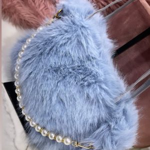 Erica Celeste - Borsa