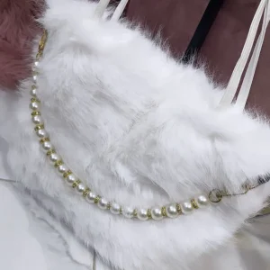 Erica Bianca - Borsa