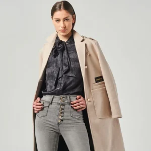 Cappotto Lungo in Panno con Bottoni Oro