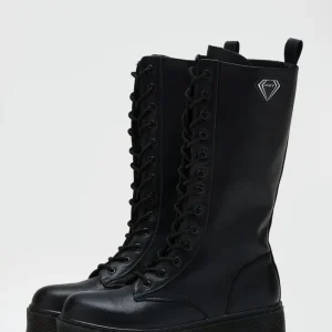 Anfibi Neri con Suola Spessa